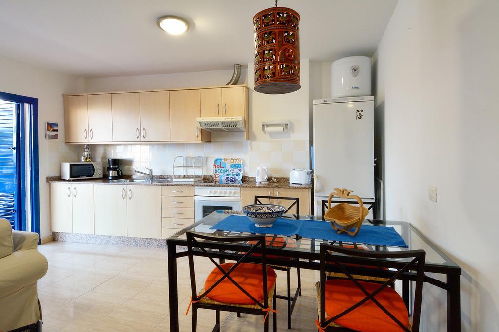 Apartment La Marina Sea Views With Terrace By Pvl Арресіфе Номер фото